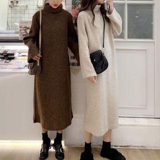 Turtleneck Plain Midi Dress