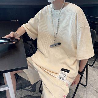 Set: Elbow-sleeve Tag Embroidered T-shirt + Shorts