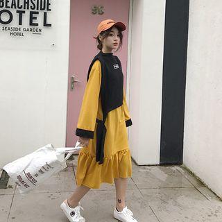 Set: Lettering Vest + Long-sleeve A-line Midi Dress