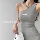 One-shoulder Slim-fit Mini Dress