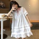 Two-tone Short-sleeve Collared Dress