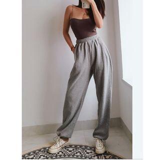 Plain Loose-fit Sweatpants - 3 Colors