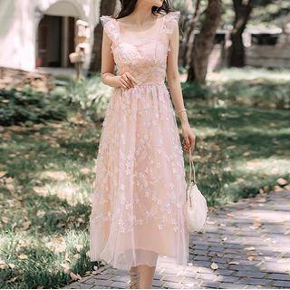 Sleeveless Floral Embroidered Midi Lace Dress