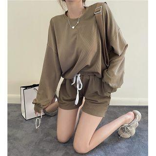 Round Neck Oversize Plain Sweatshirt / High Waist Drawstring Shorts