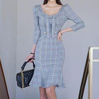 Plaid Scoop-neck Long-sleeve Ruffle Hem Sheath Dress