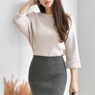 Raglan-sleeve Ribbed Knit Top