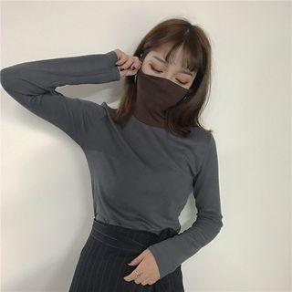 Color-block Slim-fit Turtle-neck Long-sleeve T-shirt