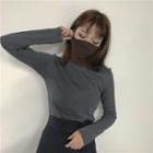 Color-block Slim-fit Turtle-neck Long-sleeve T-shirt