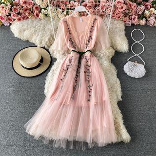 Round Neck Embroidered Short Sleeve Dress