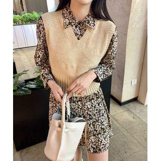 Puff-sleeve Floral Print Shirtdress / Knit Vest / Set