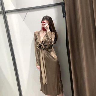 V-neck Tie-front Long-sleeve Midi A-line Dress