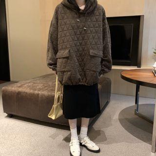 Front-pocket Oversize Padded Hoodie / High Waist Ribbed Maxi Skirt