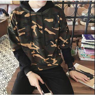 Mock Two Piece Camo Hoodie