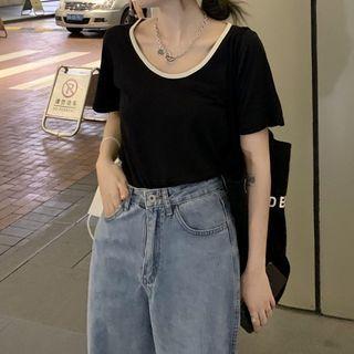 Long-sleeve T-shirt / Spaghetti Strap Lace Top