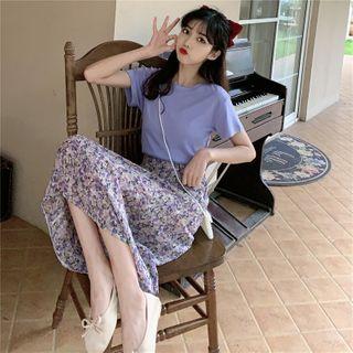 Short-sleeve Plain T-shirt / Floral Print A-line Midi Skirt