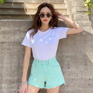 Standing Letter-printed T-shirt