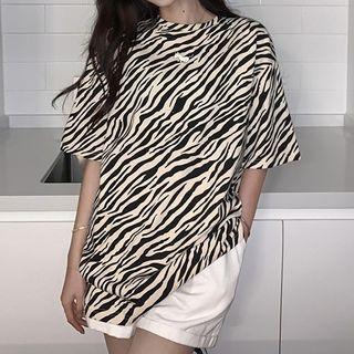 Oversized Zebra Print T-shirt