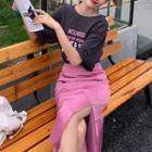 Short-sleeve Lettering T-shirt / Side-slit Midi A-line Skirt