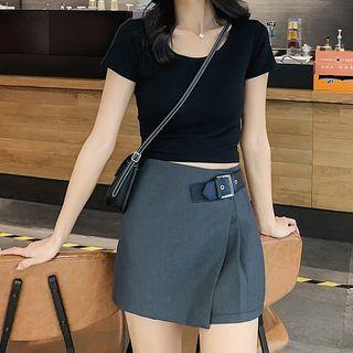 Short-sleeve Cropped T-shirt / Pleated A-line Skirt / Set