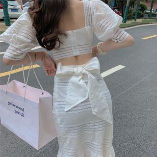 Balloon-sleeve Lace Trim Cropped Blouse / Shirred Midi A-line Skirt
