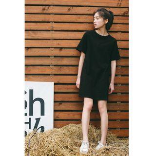 Plain Short-sleeve Mini T-shirt Dress Black - One Size