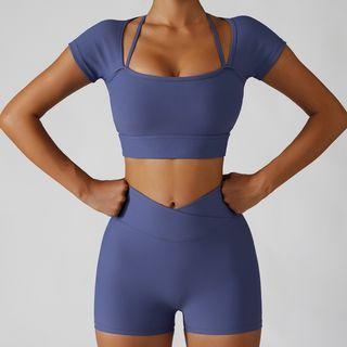 Set: Short-sleeve Sports T-shirt + Biker Shorts