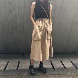 Sleeveless Mock-neck Knit Top / Dual-pocket A-line Midi Skirt