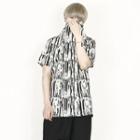 Turtle-neck Short-sleeve Patterned T-shirt