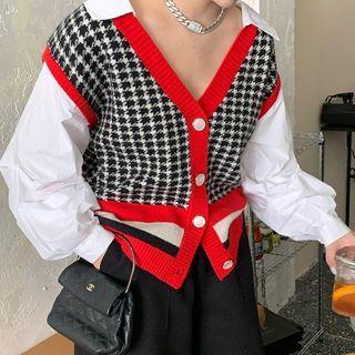 Mock Two Piece Houndstooth Knit Top / High-waist Plain Shorts