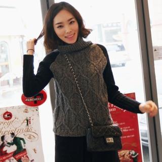 Turtleneck Cable-knit Sweater