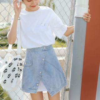 Set: Short-sleeve Lettering T-shirt Dress + Asymmetrical Denim Skirt