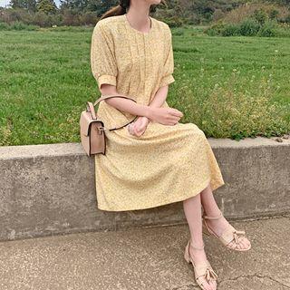 Puff-sleeve Pintuck Floral Dress Light Yellow - One Size