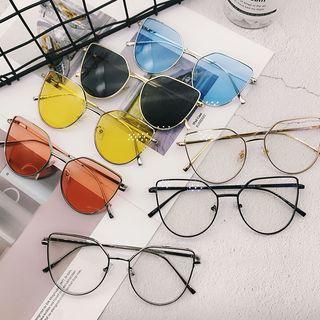 Cat Eye Metal Frame Sunglasses / Eyeglasses