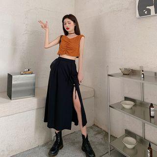 Cropped Striped Tank Top / Side-slit Skirt
