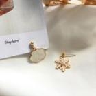 Non-matching Cloud & Snowflake Dangle Earring