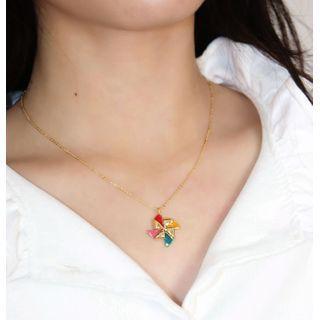 Alloy Pinwheel Pendant Necklace Gold - One Size