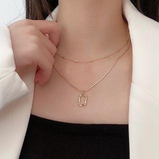 Rectangle Pendant Layered Choker Necklace