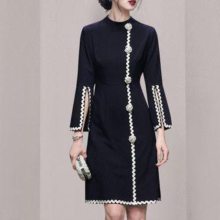 Flared-sleeve Contrast Trim A-line Dress