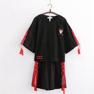 Set: Embroidered Tassel Elbow-sleeve T-shirt + Shorts Black - One Size