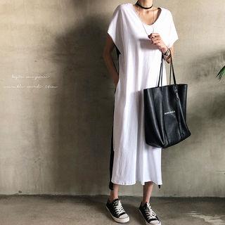 V-neck Two-tone Long T-shirt Dress White & Black - One Size