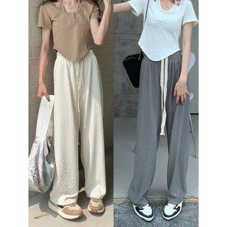 Short-sleeve Plain Slim-fit Top / Plain Loose-fit Pants