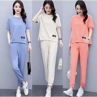 Set: Short-sleeve Applique T-shirt + Cropped Harem Pants