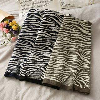 Zebra-print Slited Knit Mini Skirt