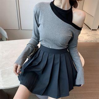 Two-tone Cold Shoulder Long-sleeve T-shirt