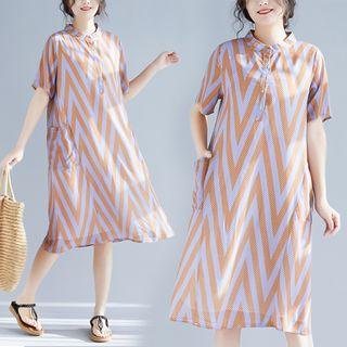 Wavy Striped Short-sleeve Midi Shirt Dress