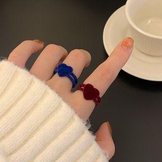 Flocking Heart Ring