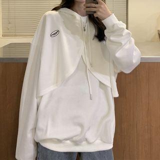 Set: Cropped Sweatshirt + Short-sleeve T-shirt
