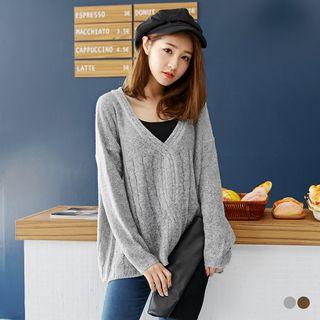 Heather Cable Knit V-neck Sweater