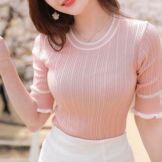 Buttoned Frill-cuff Rib-knit Top