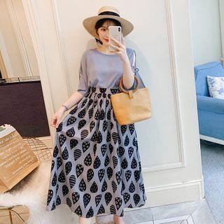 Set: Short-sleeve T-shirt + Patterned Midi A-line Skirt
